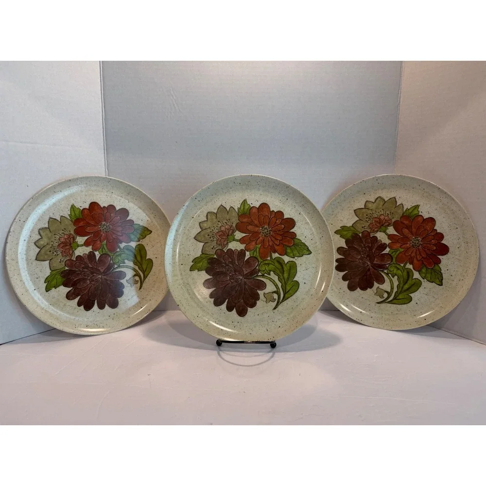 Vintage Melamine Laguna Melmac Plates #303 Floral with speckles Set Of 3. 9.5